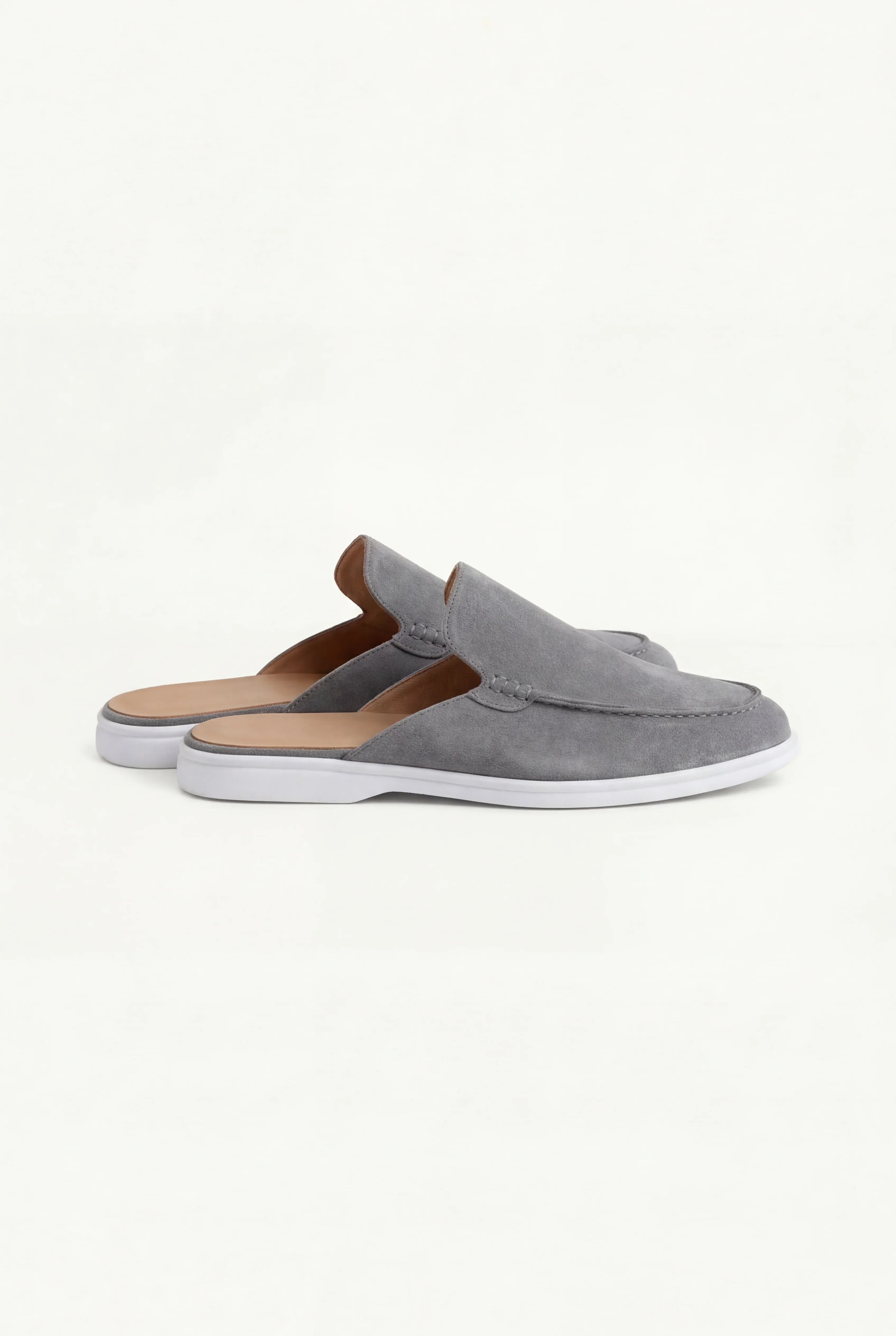 Grey Suède Yacht Mule