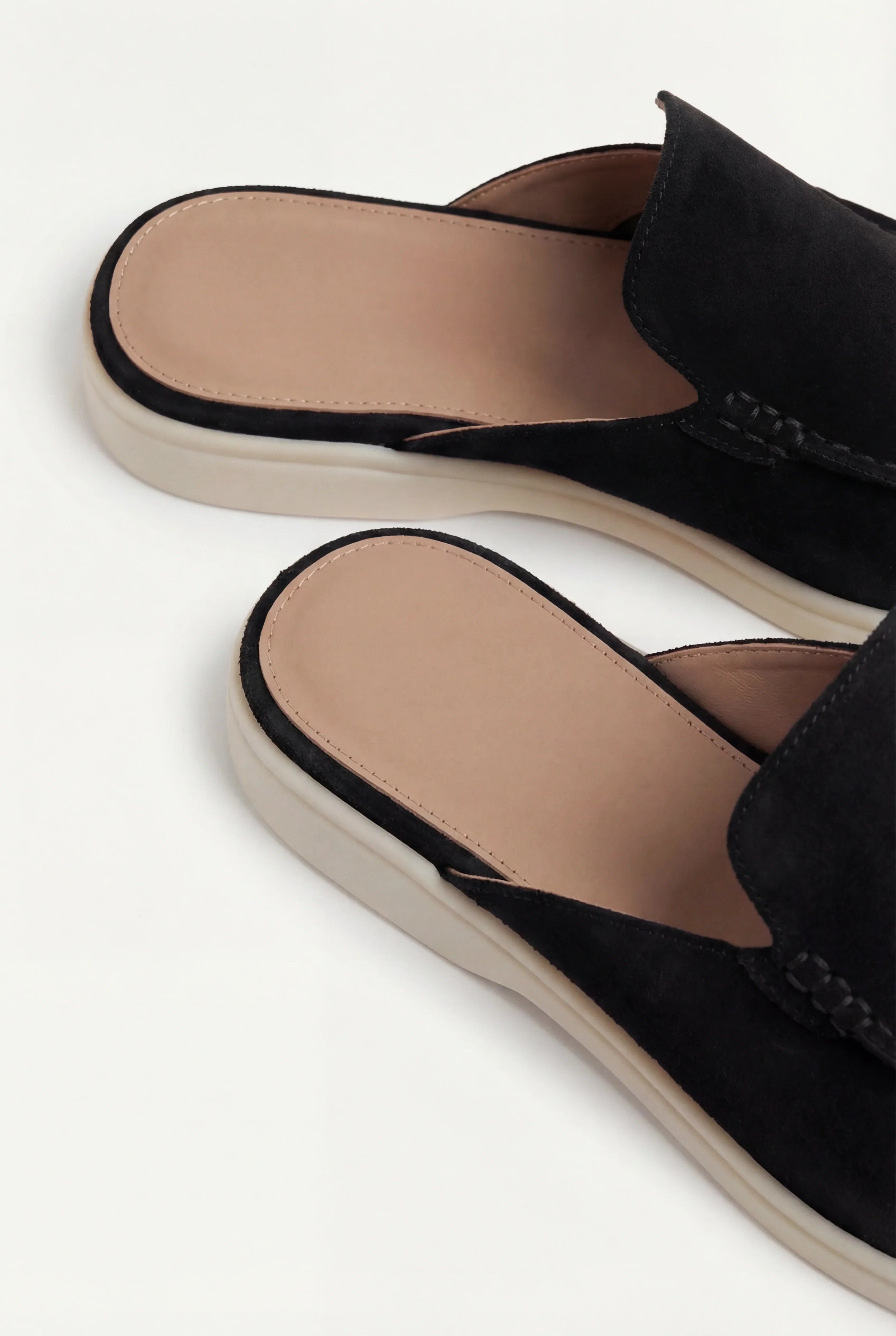 Suède Yacht Mule Black